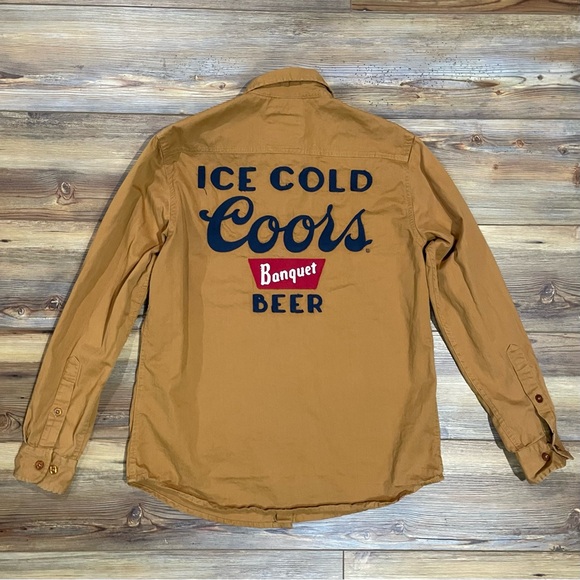 Coors Banquet Beer Shirt Long Sleeve Brown Button Up Collared Men’s Size Small - Picture 3 of 9